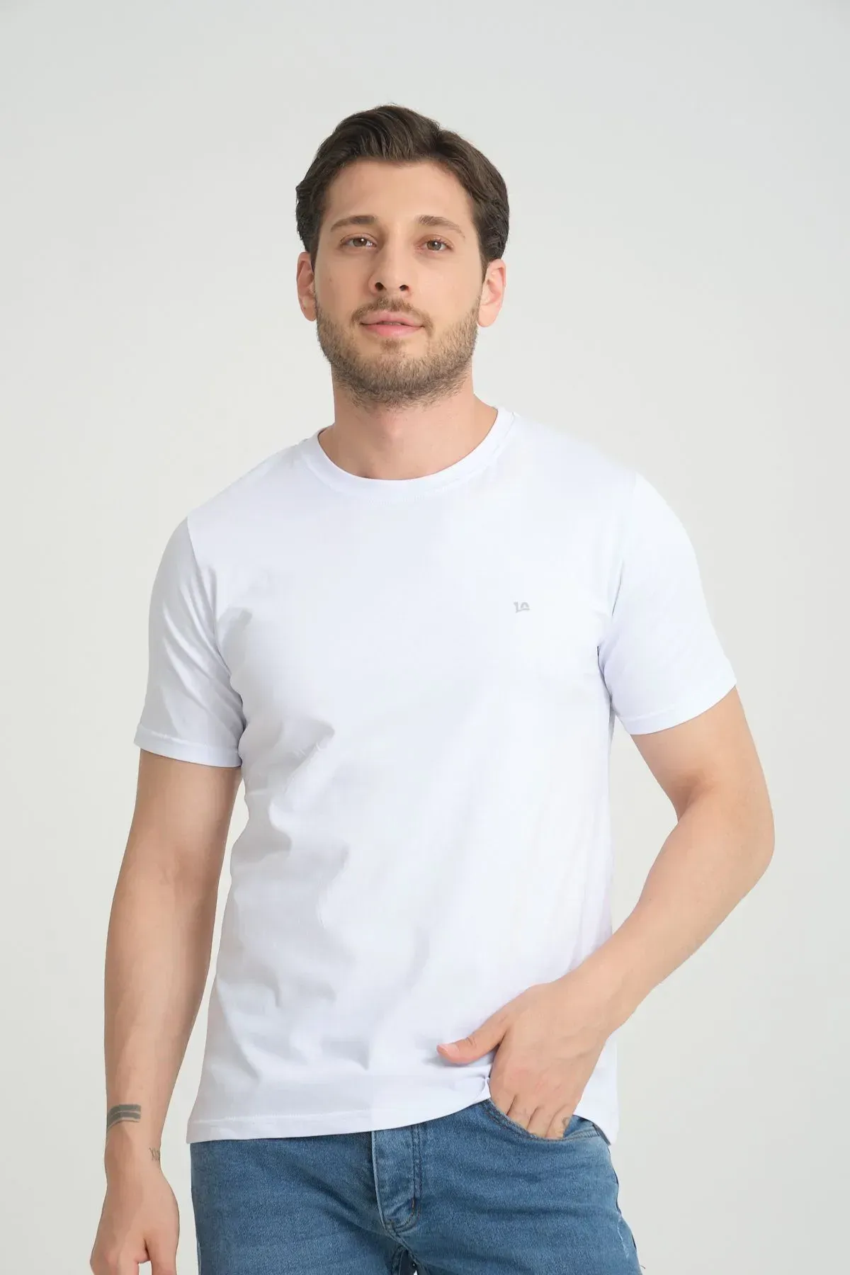 Erkek Beyaz Bisiklet Yaka T-Shirt Rahat Kalıp Regular %100 Pamuk