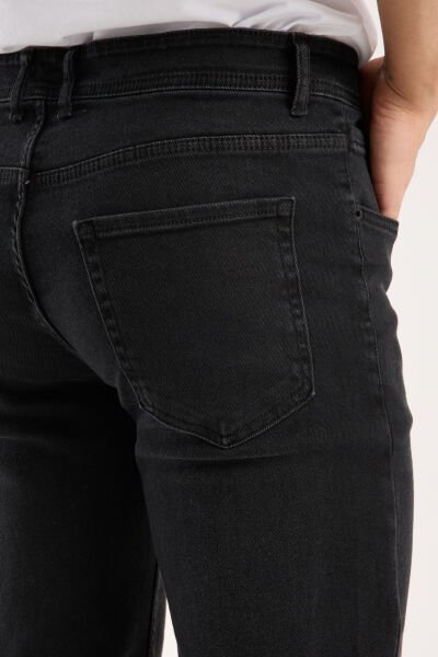 Erkek Kot Pantolon Siyah Regular Fit Fermuarlı Jeans
